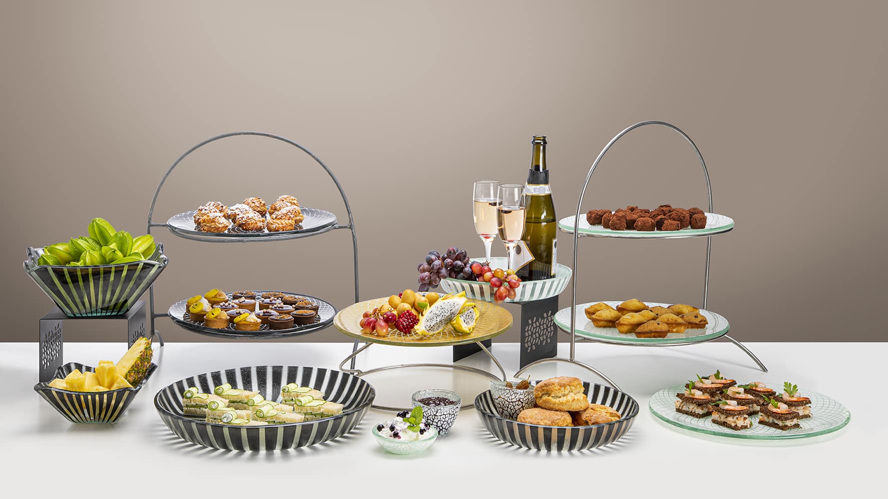 rosseto-gls037w-kalderon-spiro-platter-wei-rund-33cm-2er-set image 2