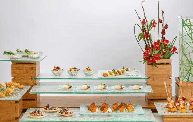 rosseto-zen-display-riser-buffet-riser-f-r-cocktails-vegane-h-ppchen image 1