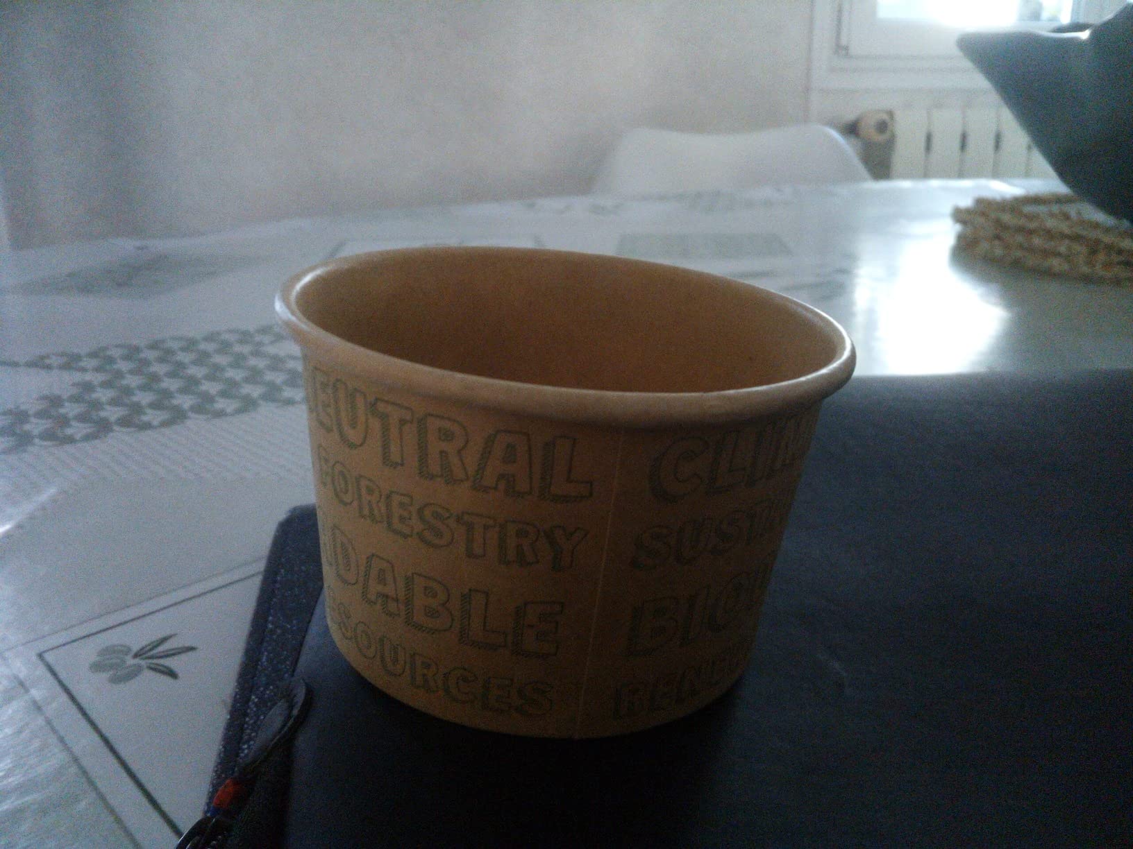 Süße kleine Becher