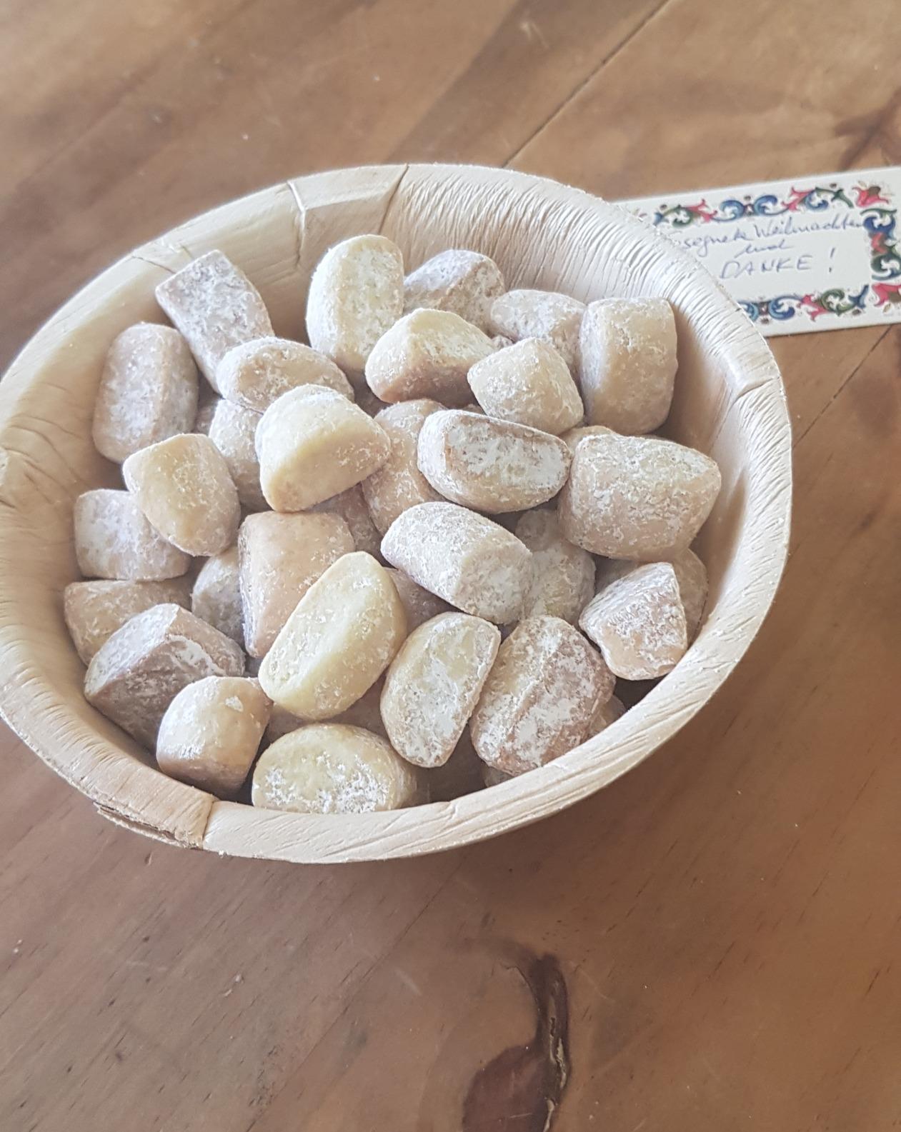 Wunderschöne Schalen
